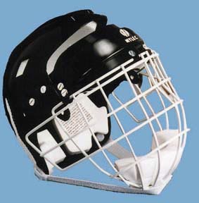 Hockey Helmet w- Wire Face Cage - Junior